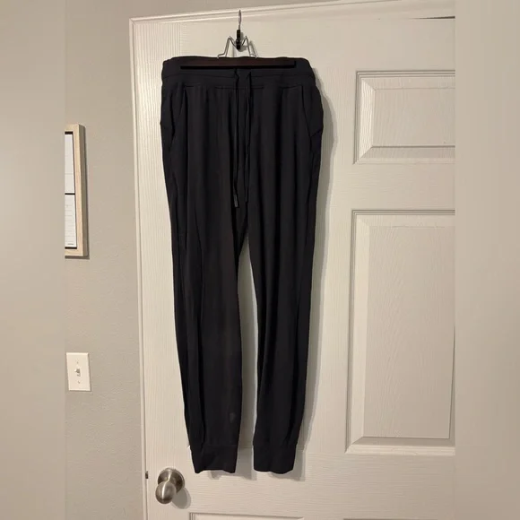 Lululemon Ready To Rulu Black Joggers - Picture 1 of 8